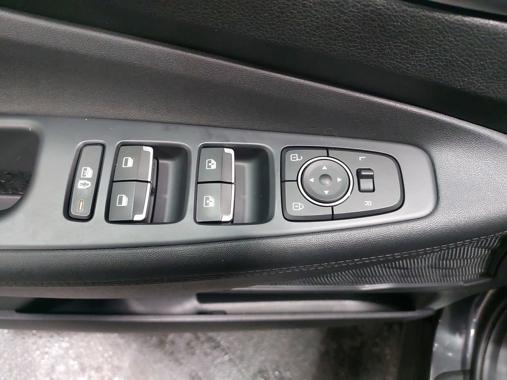 Certified 2023 Hyundai Santa Fe SEL image 38