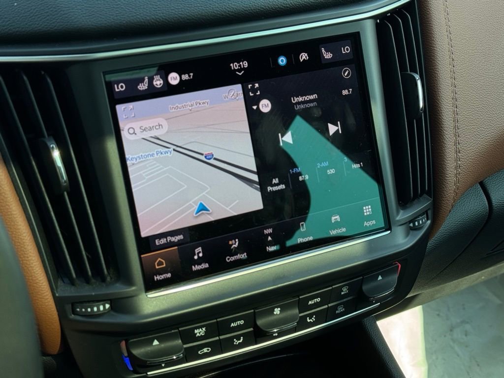 Certified 2022 Maserati Levante Modena image 12