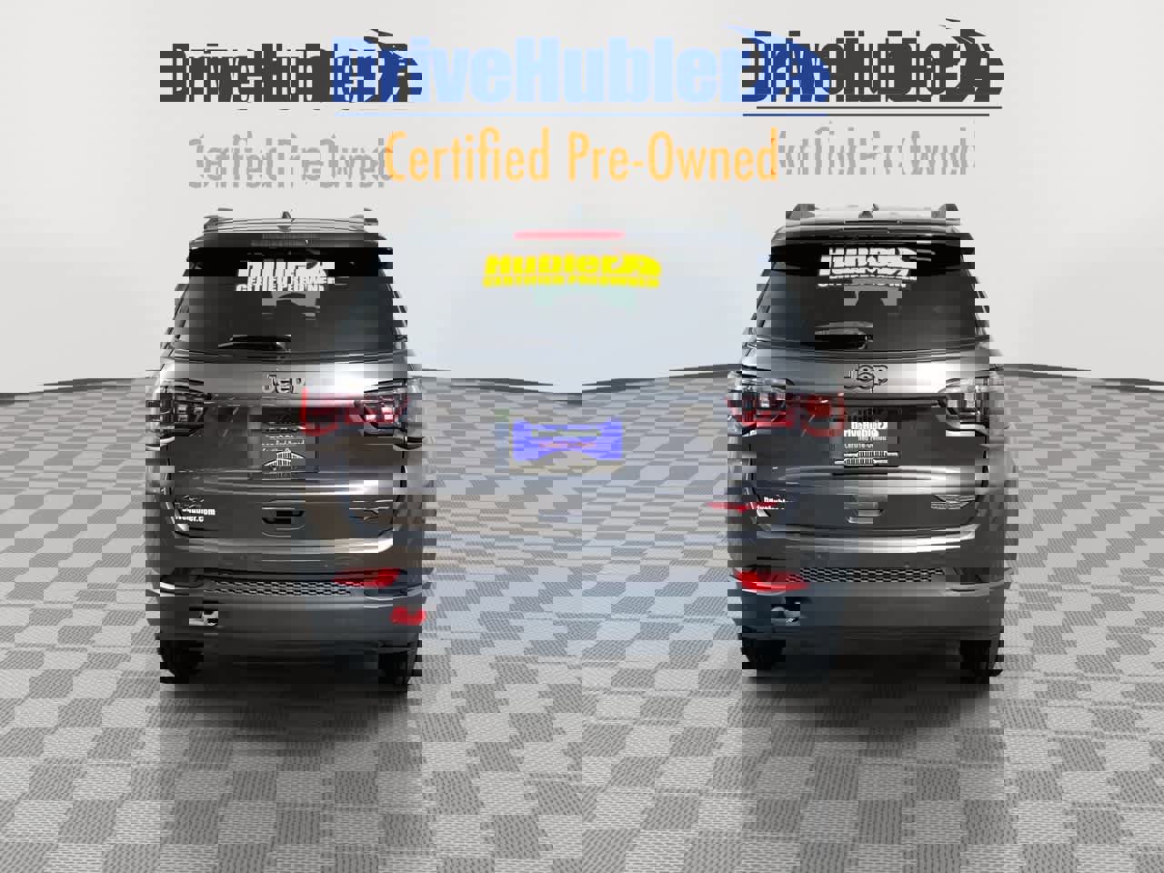 Used 2023 Jeep Compass Trailhawk image 3