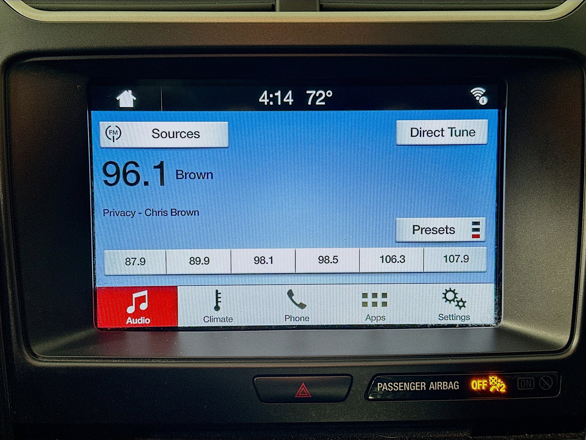 Used 2017 Ford Explorer XLT w/ Equipment Group 201A image 19