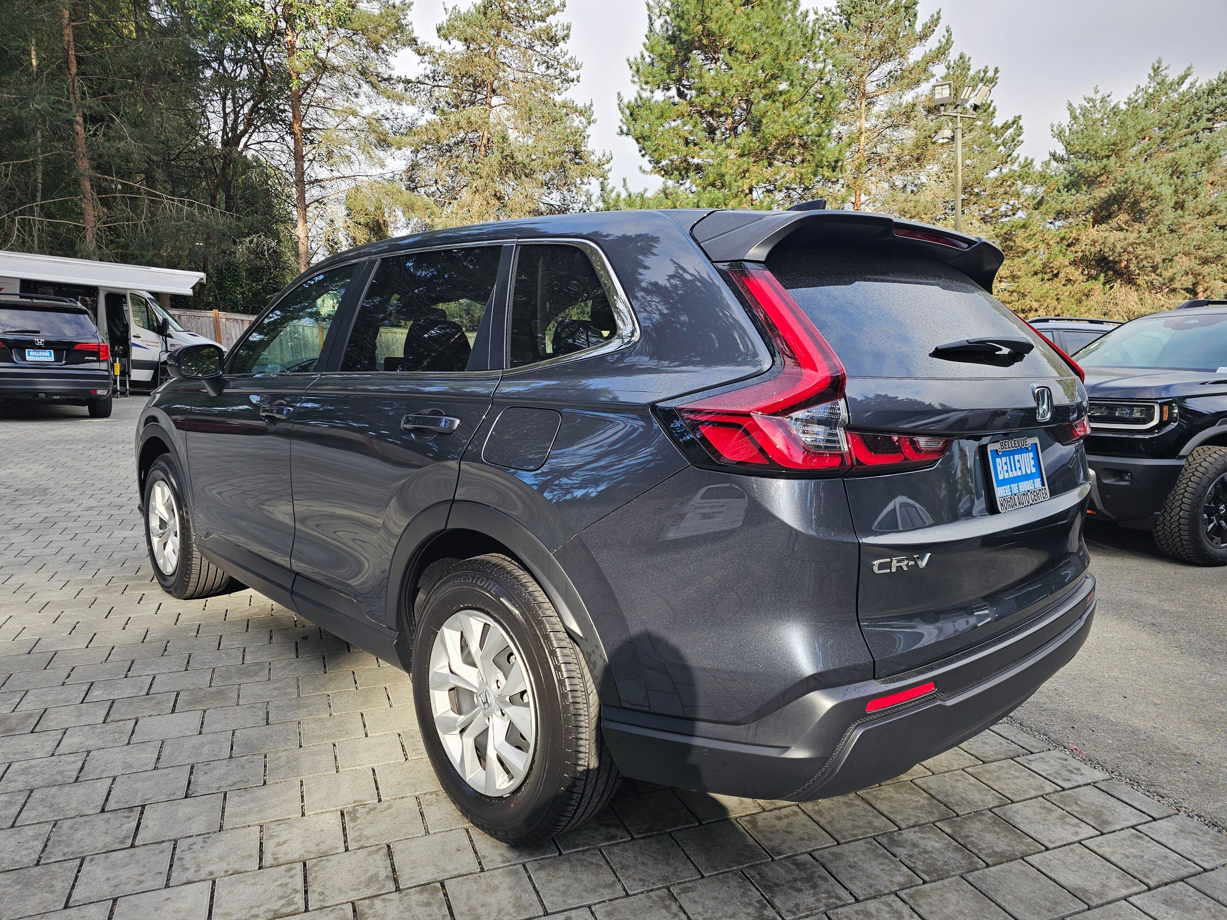 Certified 2025 Honda CR-V LX image 5