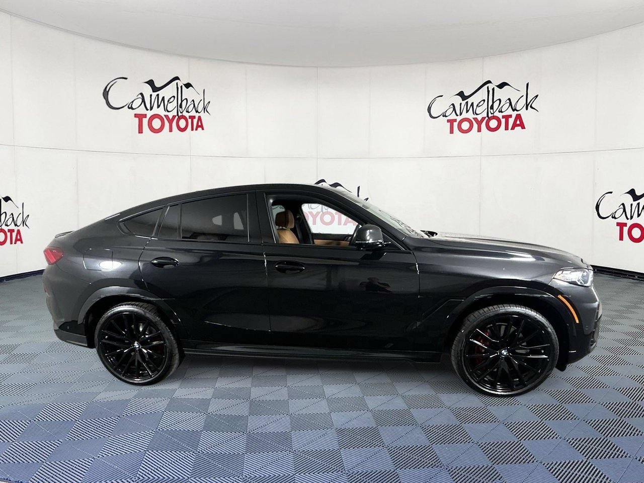 Used 2026 BMW X6 xDrive40i AWD/4WD image 8