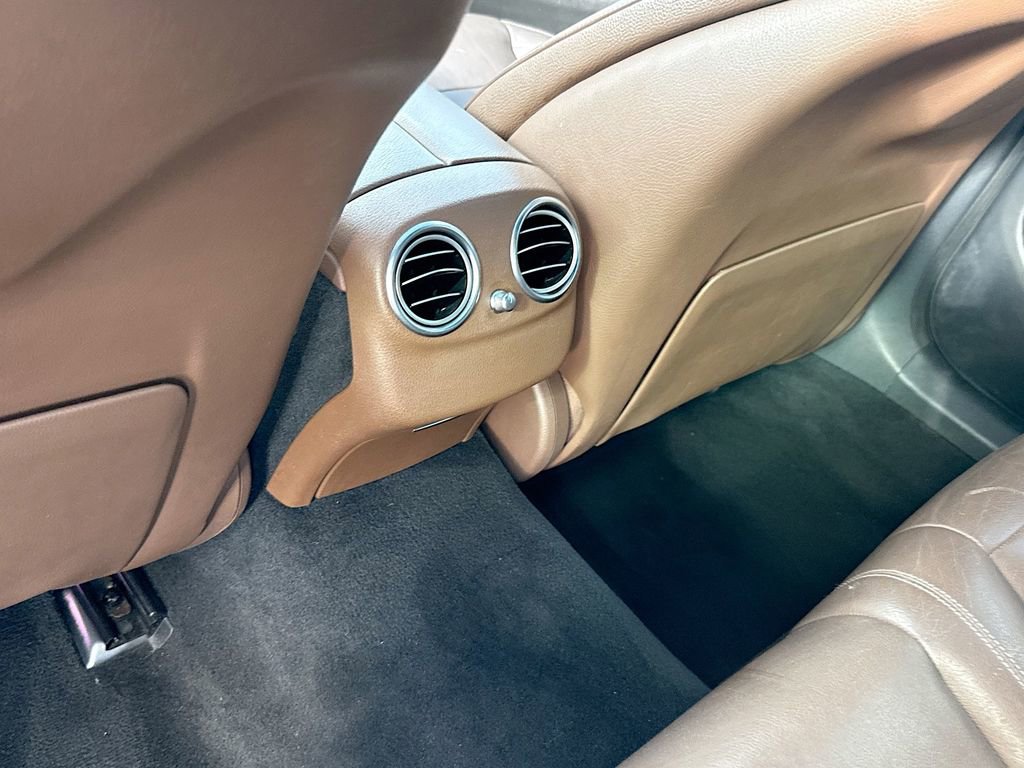 Used 2017 Mercedes-Benz E 300 image 27