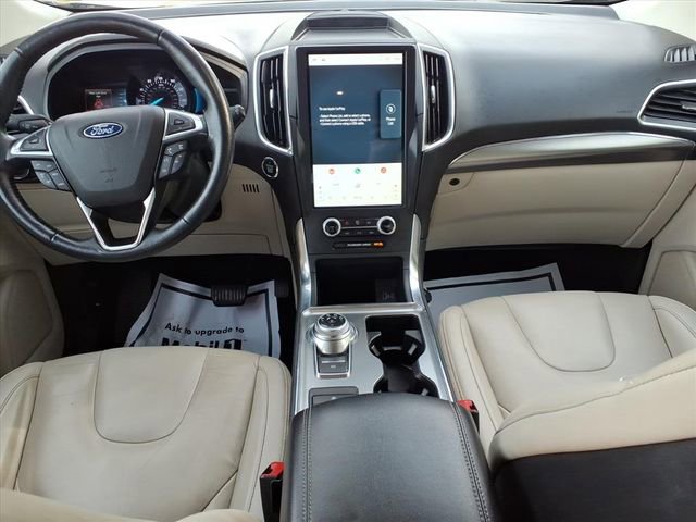 Used 2022 Ford Edge Titanium image 10