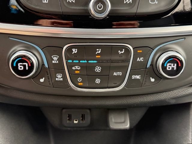 Certified 2019 Chevrolet Traverse LT w/ LT Premium Package AWD/4WD image 33