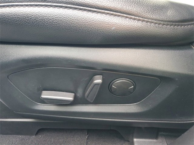 Used 2022 Ford Explorer ST-Line w/ Class IV Trailer Tow Package image 22