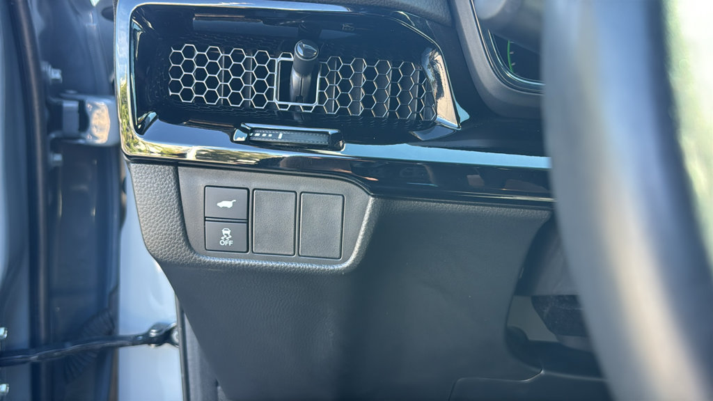 Certified 2025 Honda CR-V Sport Touring image 16