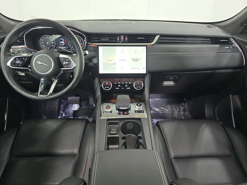 Used 2024 Jaguar F-PACE R-Dynamic S AWD/4WD image 13