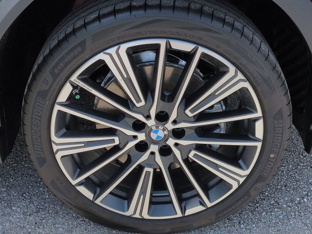 New 2026 BMW X2 xDrive28i w/ Technology Package AWD/4WD image 11