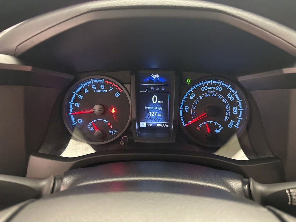 Used 2022 Toyota Tacoma SR image 19