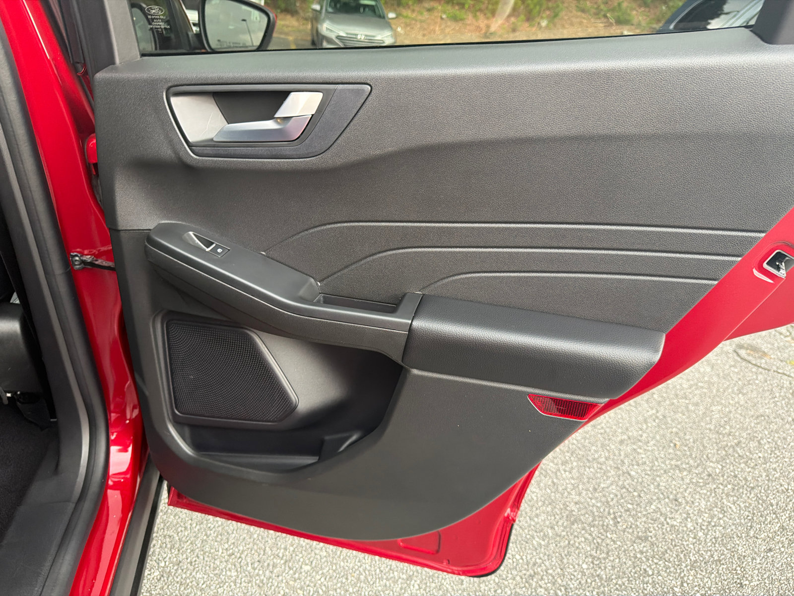 Used 2023 Ford Escape SE FWD image 16