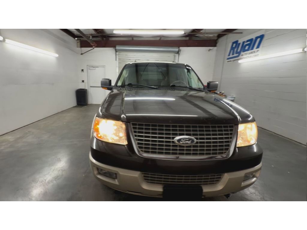 Used 2005 Ford Expedition Eddie Bauer image 3