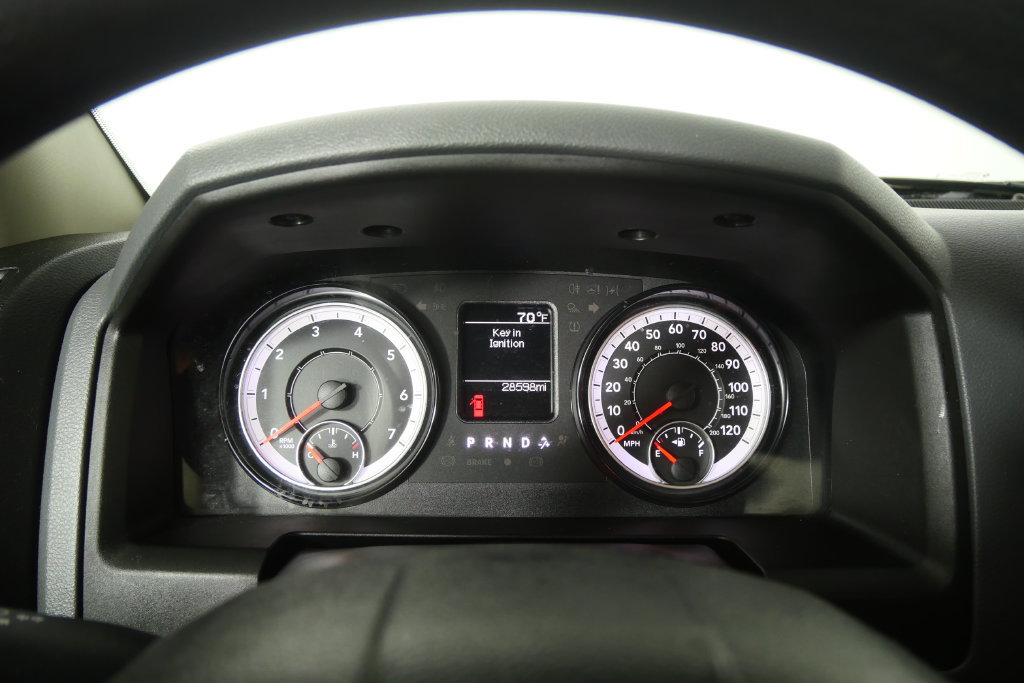 Used 2020 RAM 1500 Express RWD image 22
