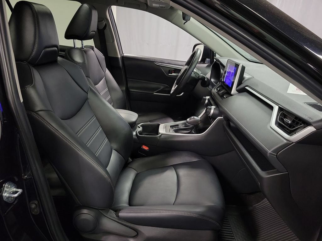 Used 2023 Toyota RAV4 XLE Premium AWD/4WD image 26
