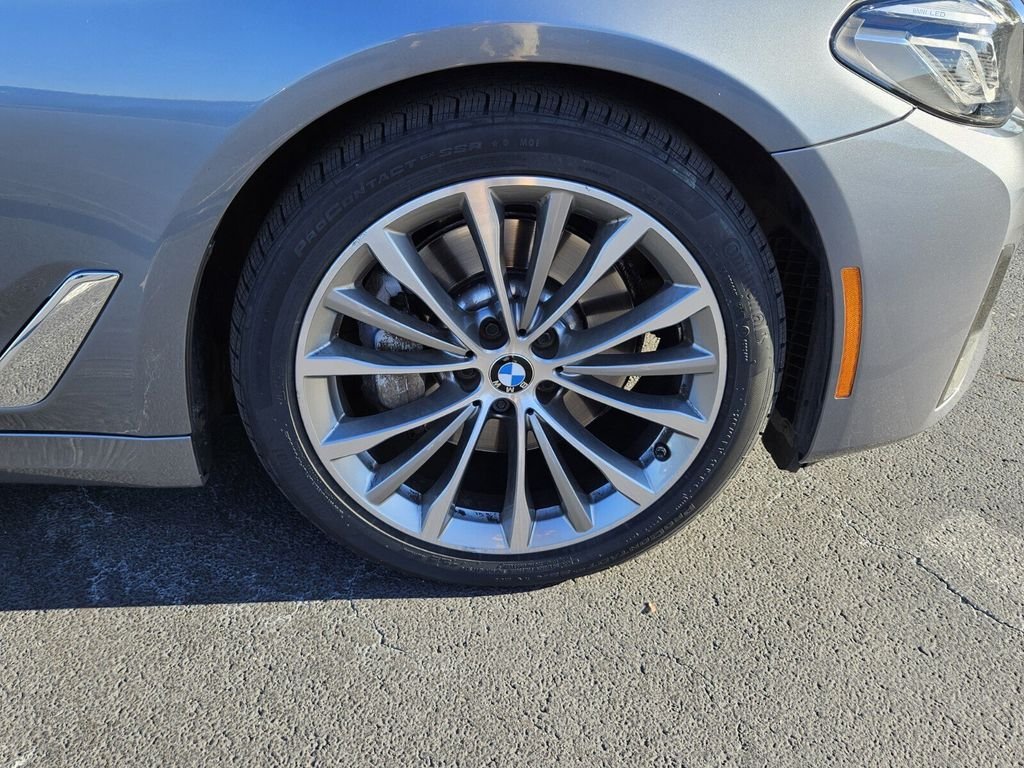 Used 2022 BMW 530i xDrive w/ Convenience Package AWD/4WD image 16