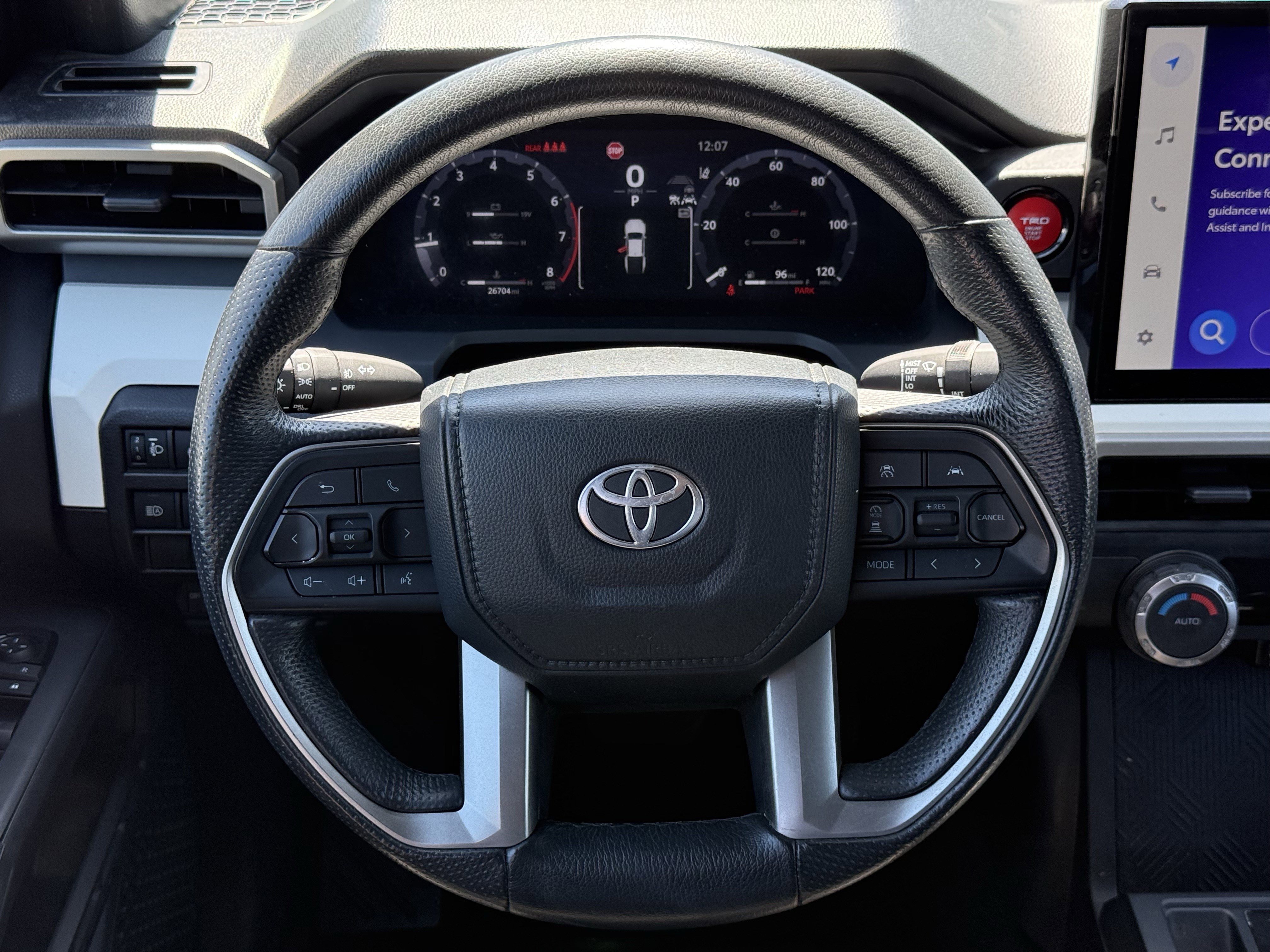 Used 2024 Toyota Tacoma TRD Off-Road image 15