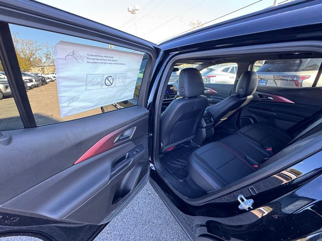 New 2026 Chevrolet Equinox EV RS image 18