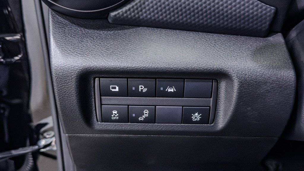 Used 2024 Nissan Kicks S image 23