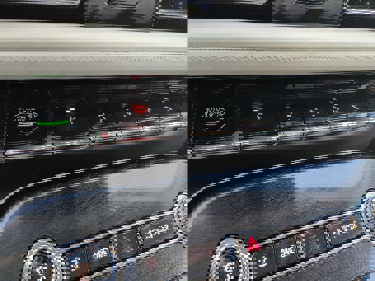 Used 2023 Lincoln Nautilus Black Label w/ Cargo Utility Package image 33