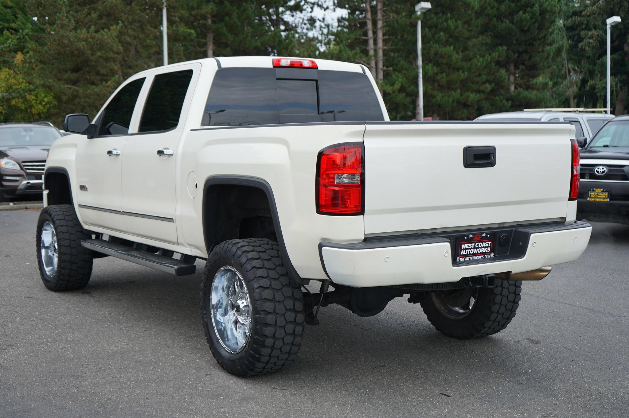 Used 2014 GMC Sierra 1500 SLT AWD/4WD image 3