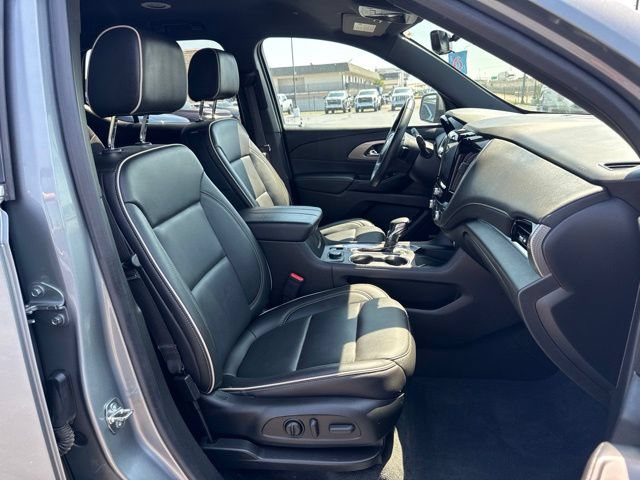Used 2023 Chevrolet Traverse Premier AWD/4WD image 20