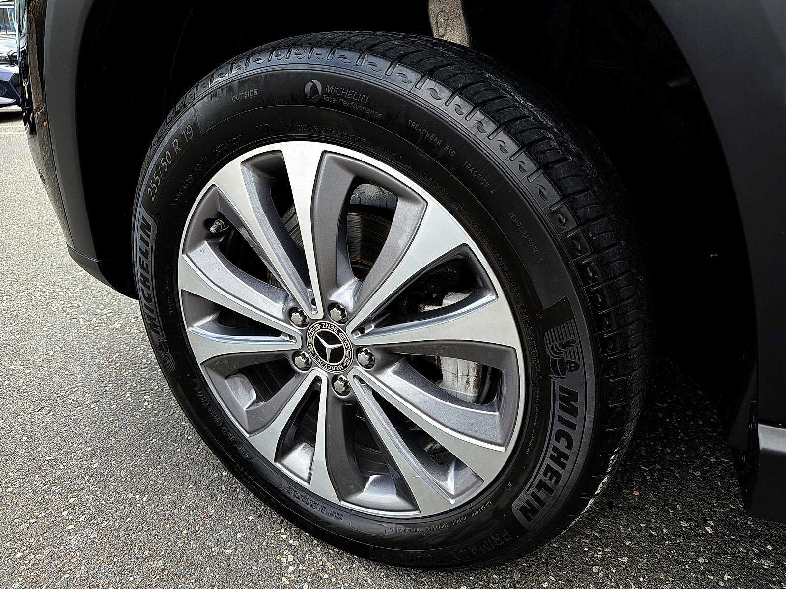 Used 2023 Mercedes-Benz GLE 350 4MATIC image 16