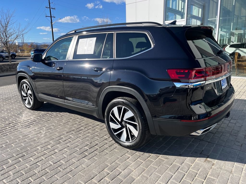 Certified 2025 Volkswagen Atlas SE image 5