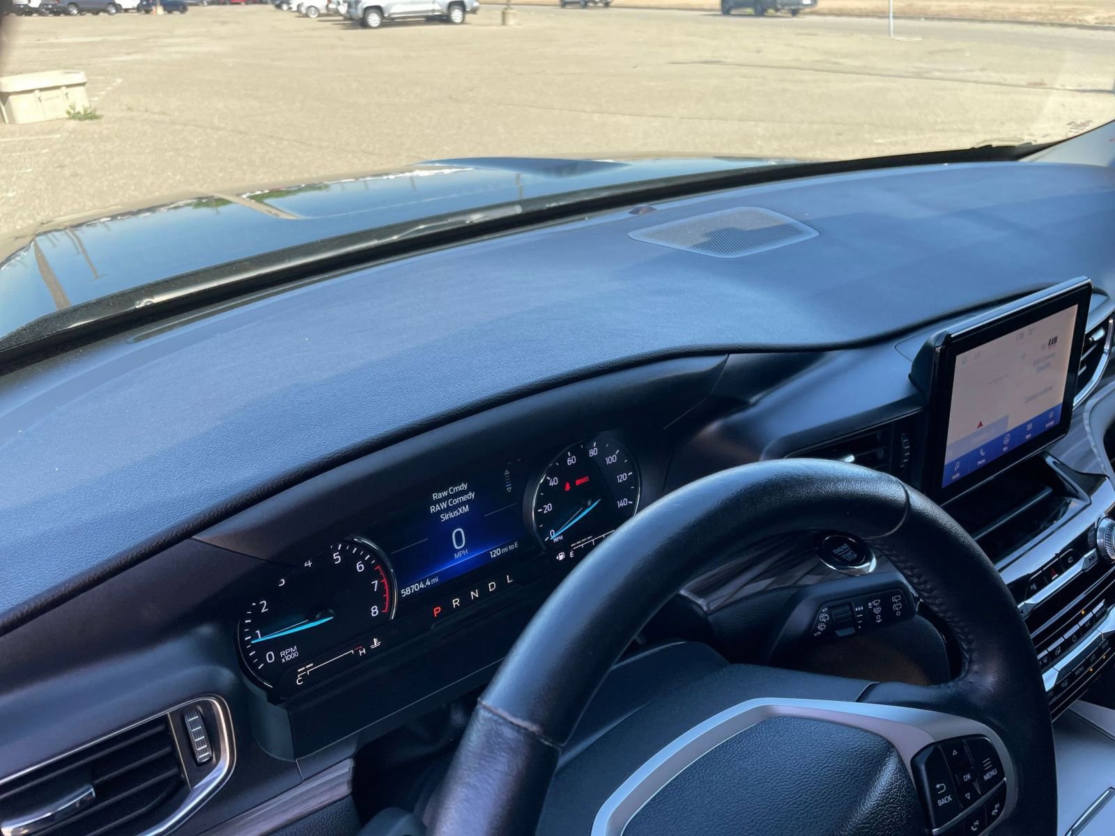 Used 2023 Ford Explorer Limited image 38