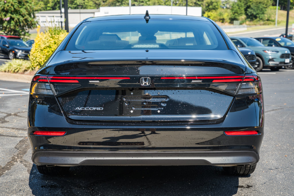 Certified 2026 Honda Accord SE image 5