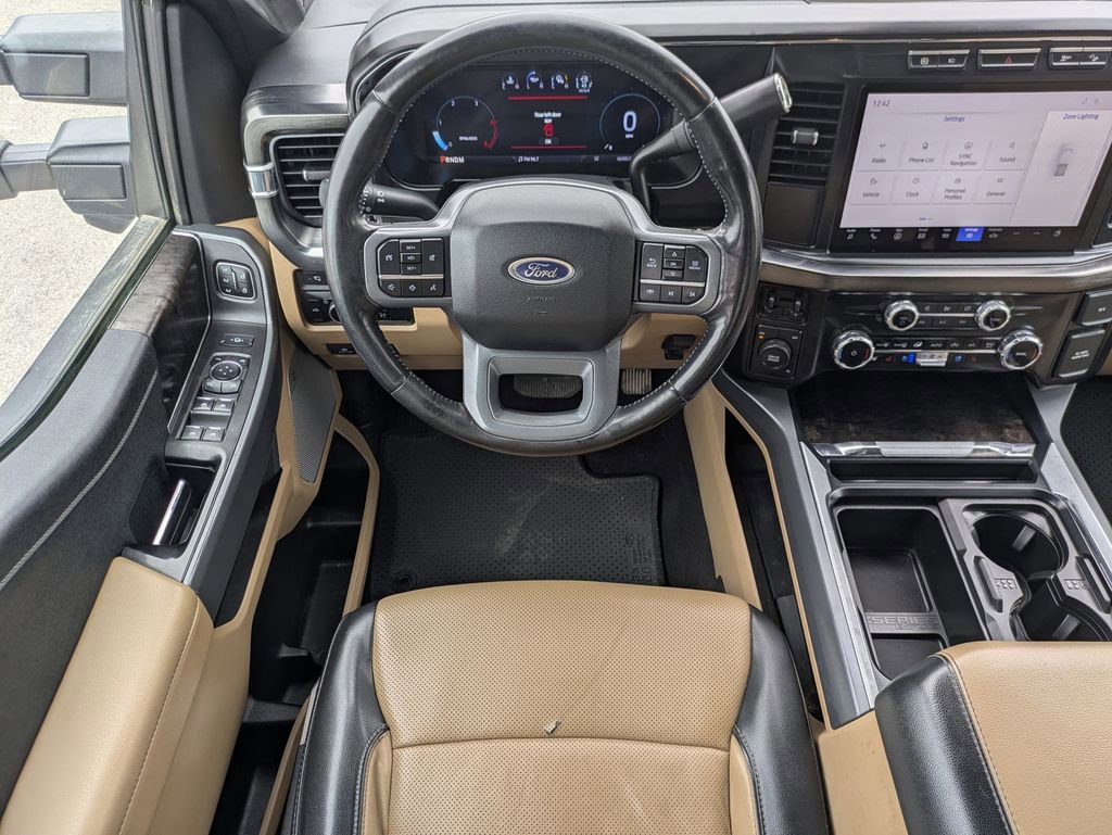 Used 2024 Ford F350 Lariat w/ FX4 Off-Road Package image 13