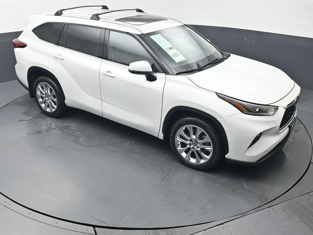 Used 2022 Toyota Highlander Limited AWD/4WD image 49
