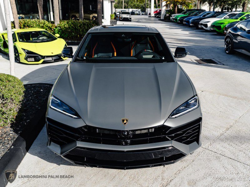 Used 2025 Lamborghini Urus SE image 9