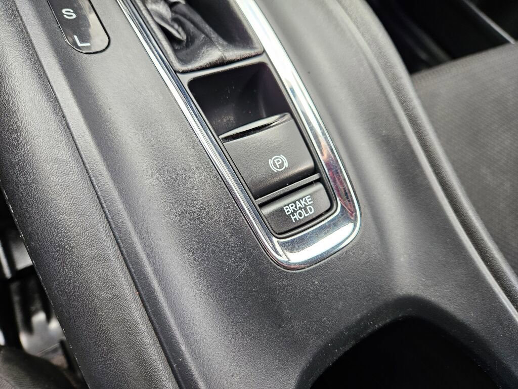 Used 2019 Honda HR-V LX image 21