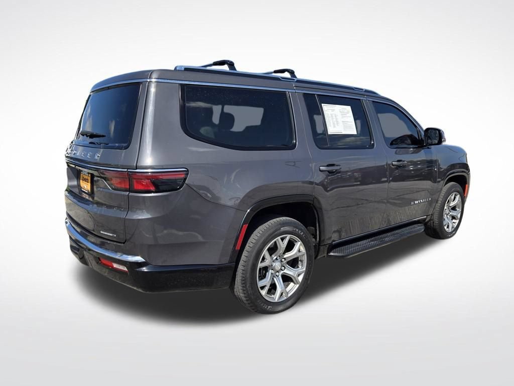 Used 2022 Jeep Wagoneer Series I w/ Premium Group I AWD/4WD image 3
