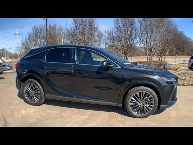 Certified 2025 Lexus RX 450h AWD w/ Convenience Package image 9