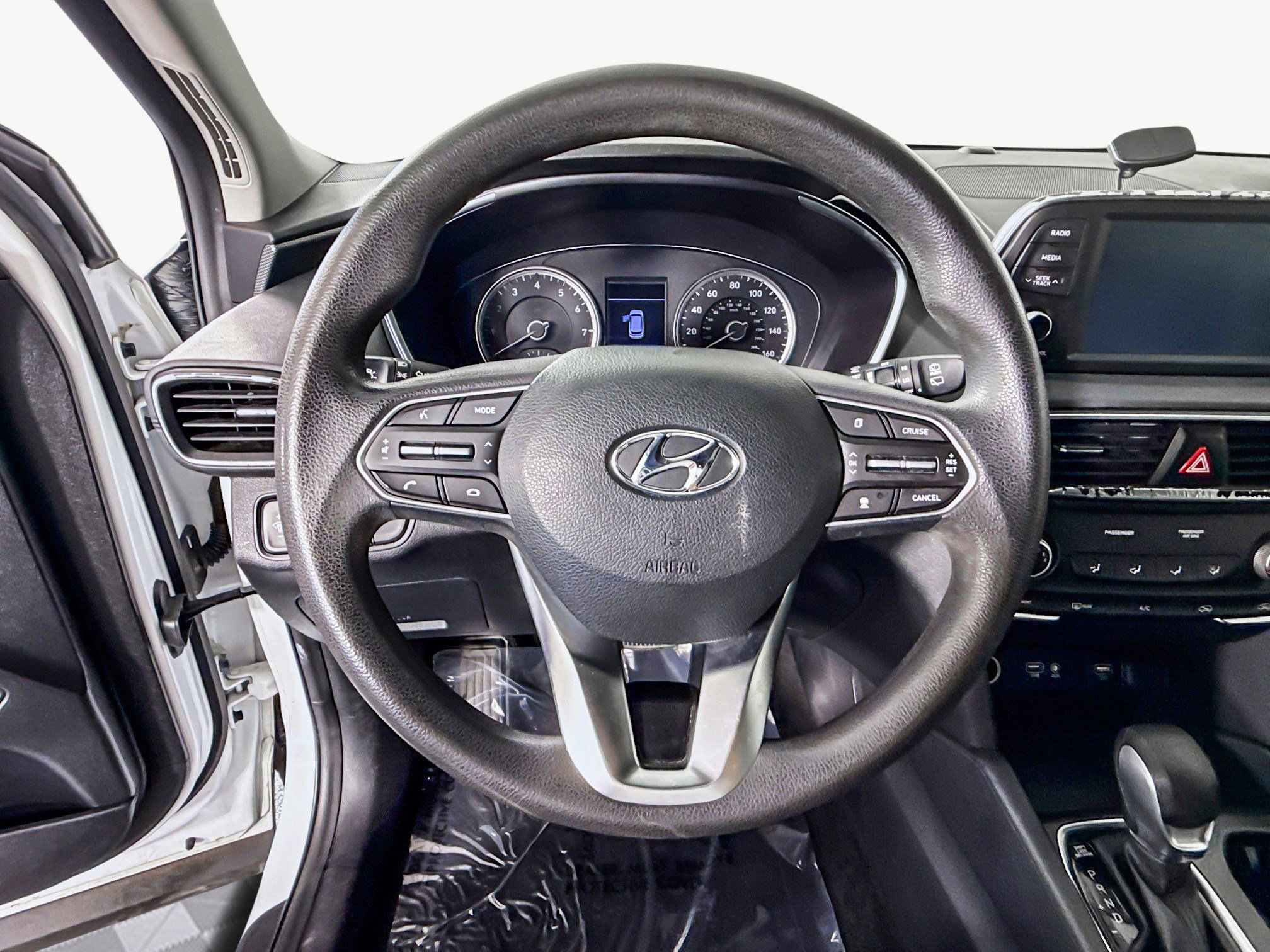 Used 2019 Hyundai Santa Fe SE image 13