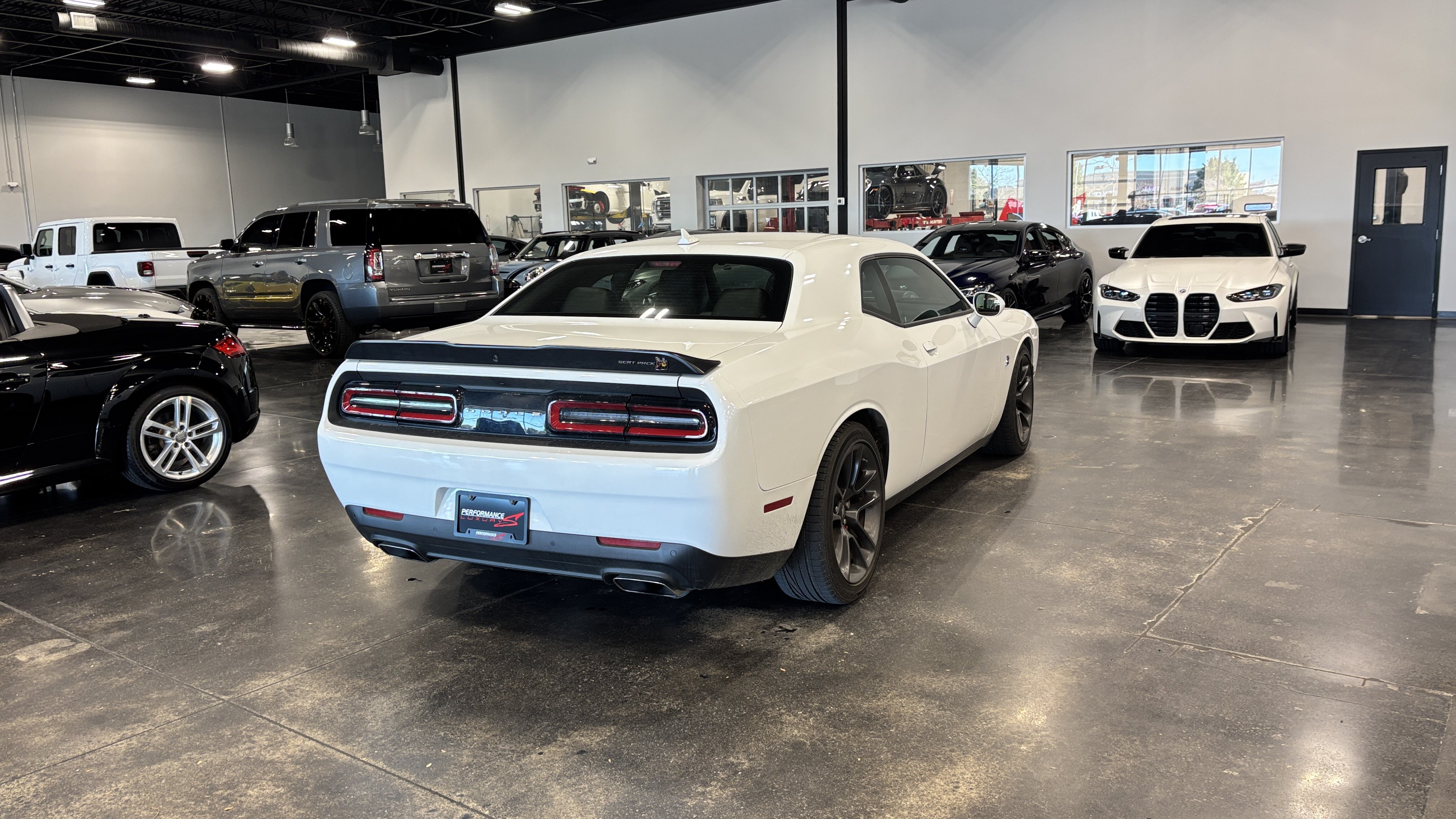Used 2022 Dodge Challenger R/T Scat Pack w/ Shaker Package RWD image 9