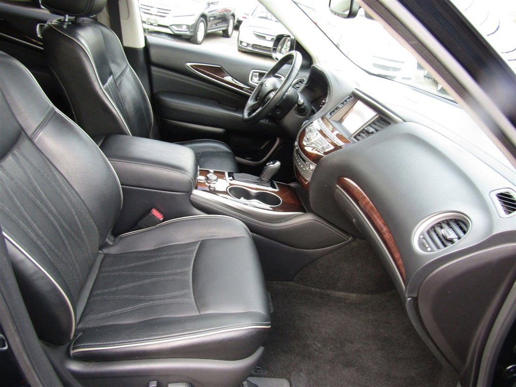 Used 2017 INFINITI QX60 Luxe w/ Deluxe Technology Package image 23