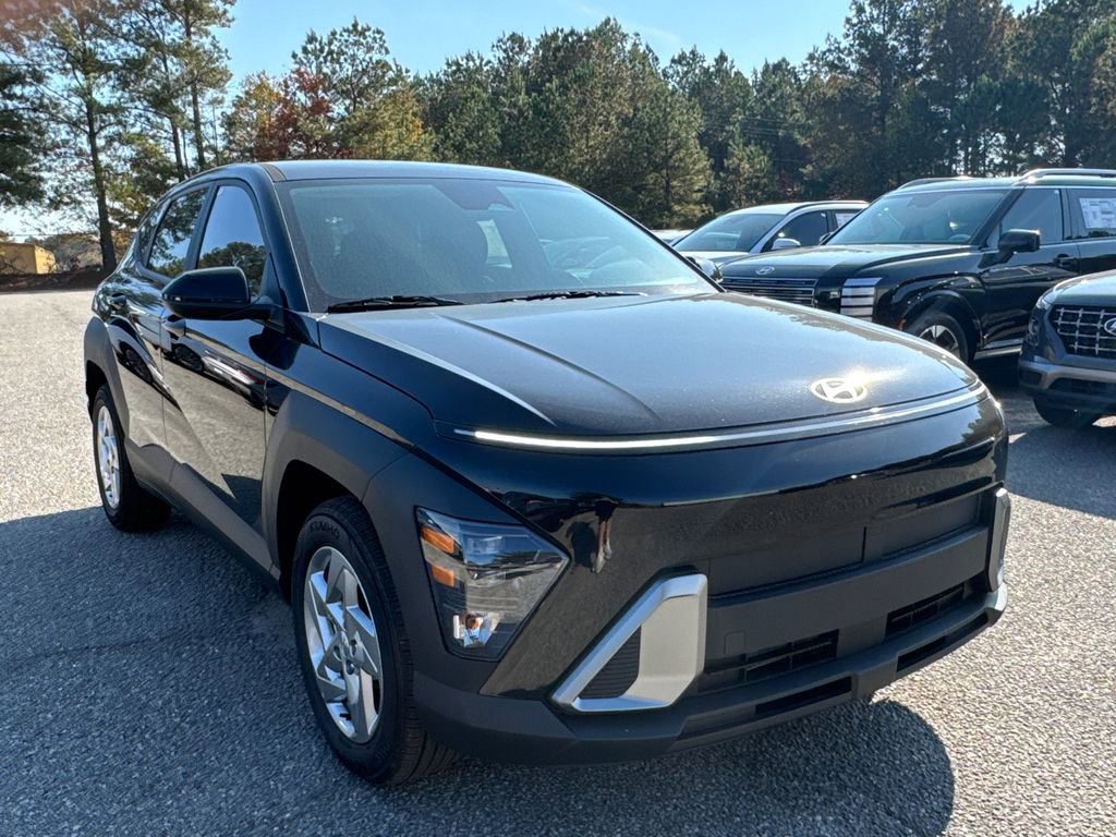 New 2026 Hyundai Kona SE image 7