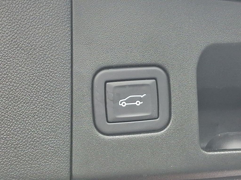 Certified 2024 Cadillac XT5 Luxury AWD/4WD image 30