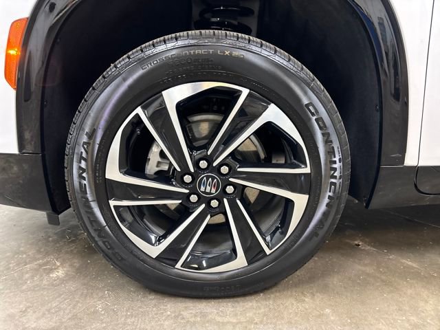 Used 2025 Buick Enclave Sport Touring image 27