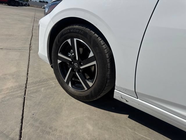 Used 2024 Nissan Sentra SV FWD image 7