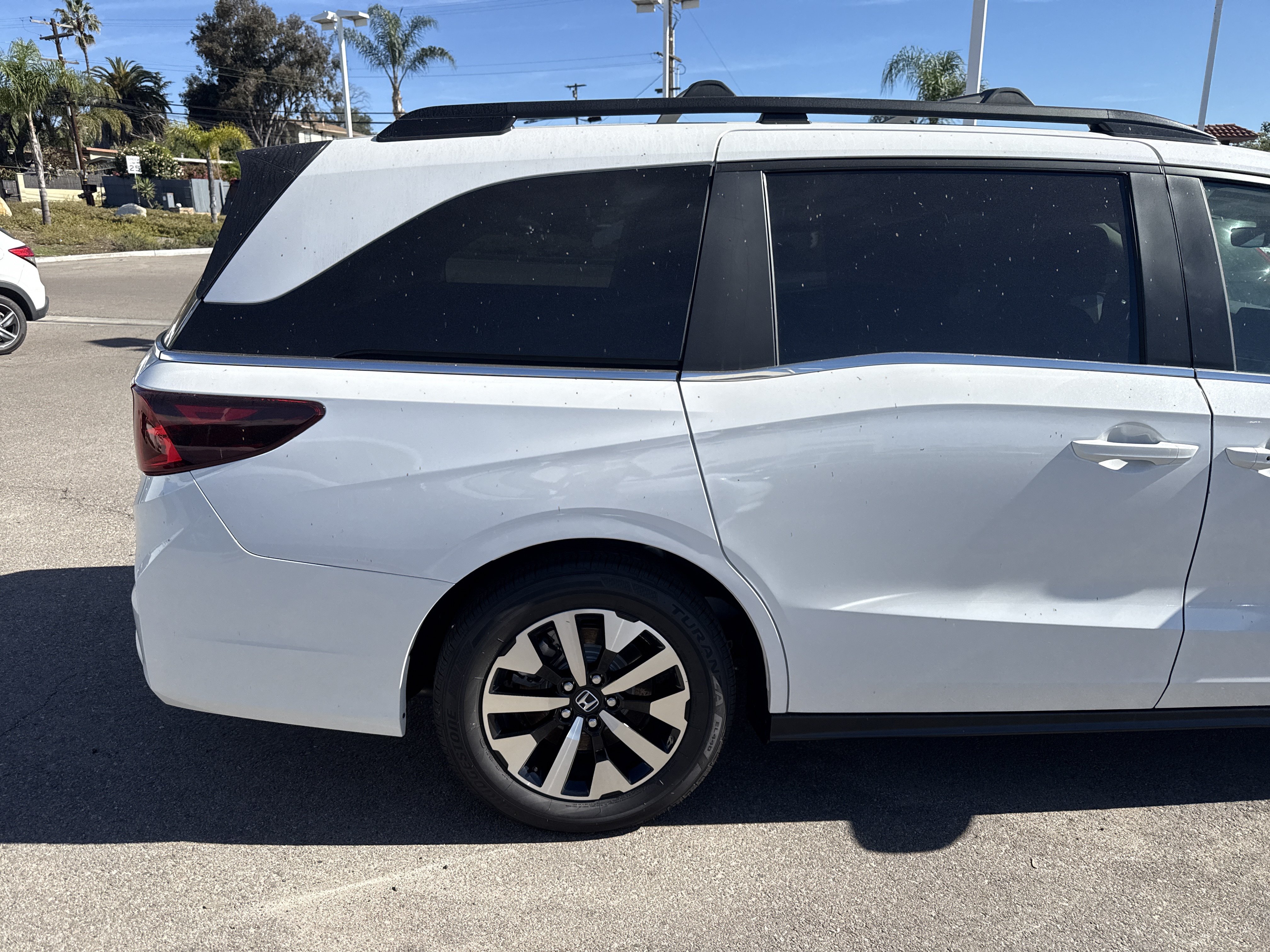 New 2026 Honda Odyssey EX-L image 7