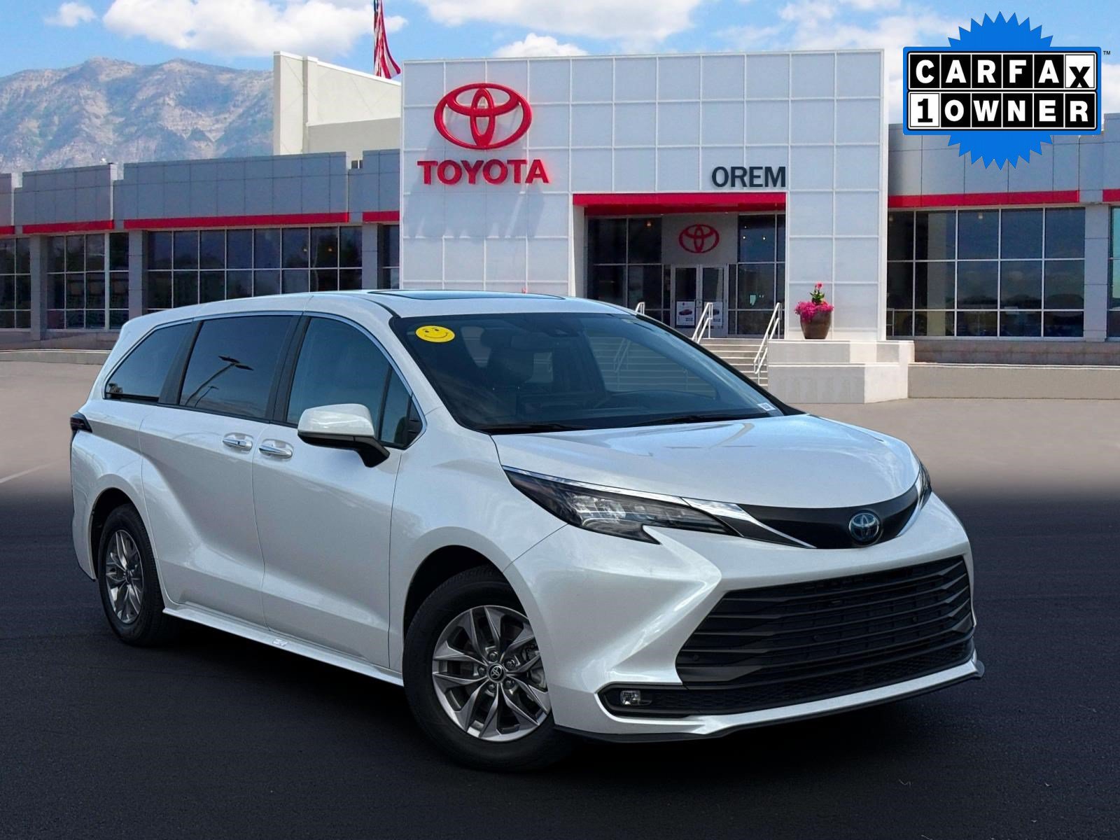 Used 2025 Toyota Sienna XLE