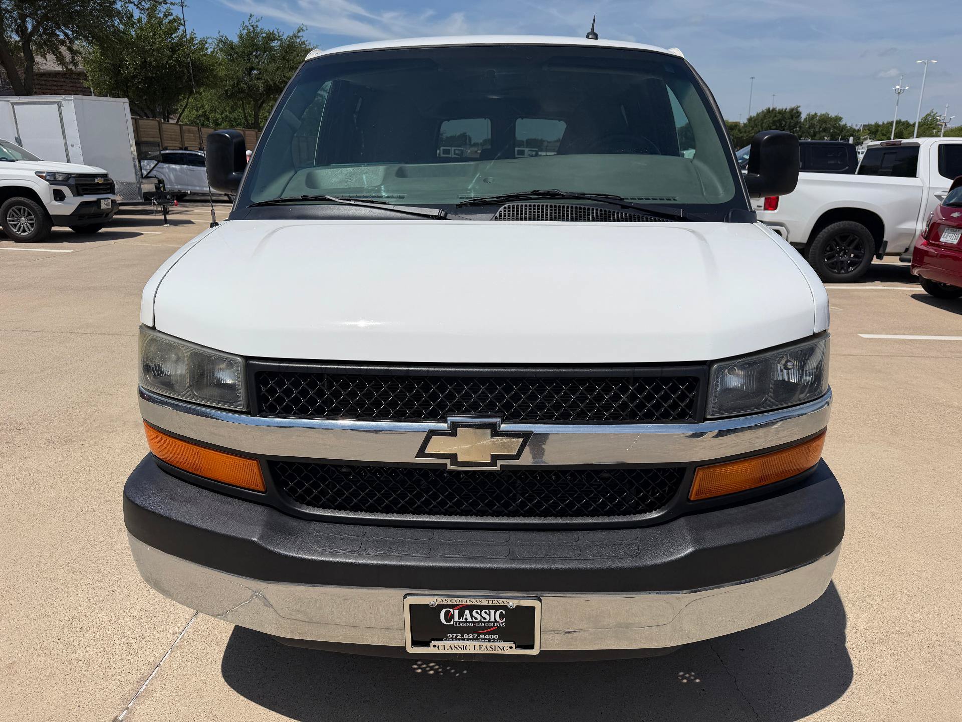 Used 2015 Chevrolet Express 2500 LT RWD image 8
