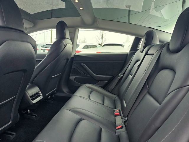 Used 2021 Tesla Model 3 Standard Range Plus image 23