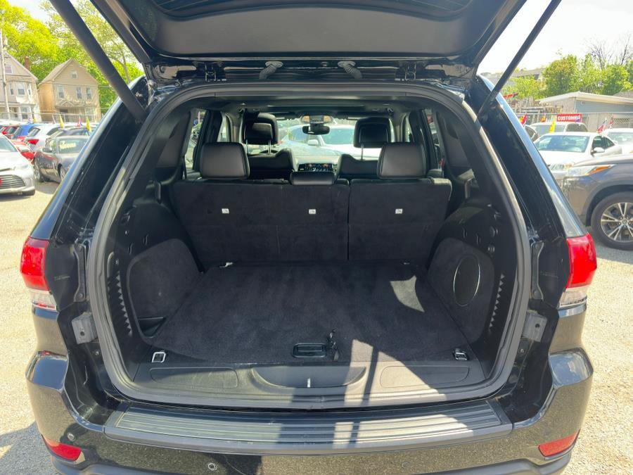 Used 2020 Jeep Grand Cherokee Laredo w/ Quick Order Package 2BN North AWD/4WD image 36