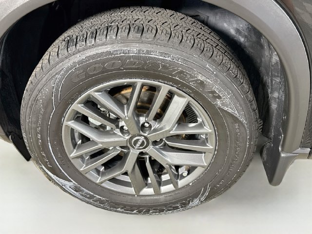 Used 2023 Nissan Rogue S FWD image 37