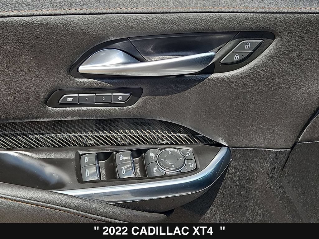 Used 2022 Cadillac XT4 Sport w/ Enhanced Visibility Package AWD/4WD image 15