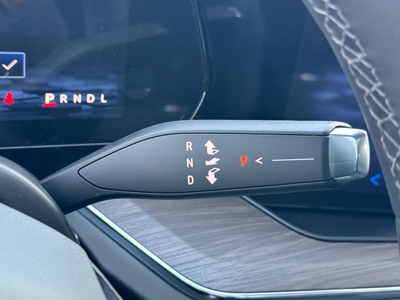 New 2026 Chevrolet Suburban Z71 w/ Z71 Off-Road Package image 26